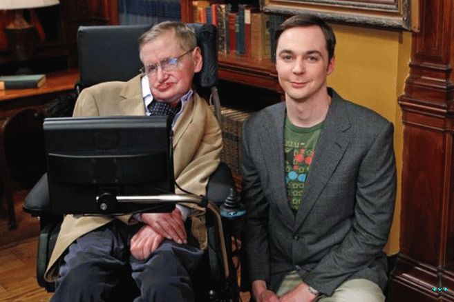 When not stumping physicists with paradoxes, Hawking liked to правят камеди в популярни телевизионни предавания.  Ето го на снимачната площадка на The Big  Bang Theory with Sheldon Cooper (Jim Parsons).